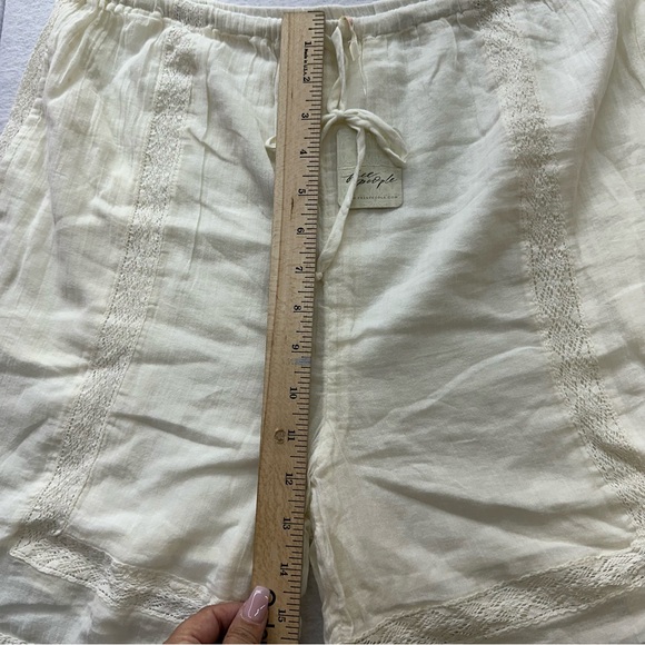 Free People Beach Shorts Embroidered Lace Drawstring Ivory Oversized Short Small - Picture 2 of 12